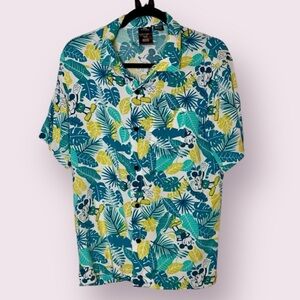 Disney Mickey Mouse Tropical Hawaiian Button Up Shirt Size Small